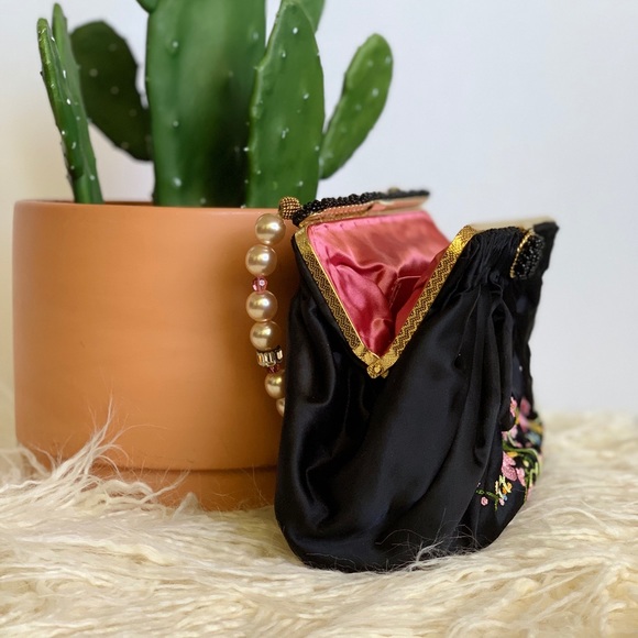 Lily Scott Embroidered Evening Bag - Picture 2 of 8